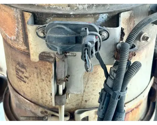 Volvo VNL DPF (Diesel Particulate Filter)