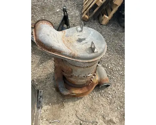 Volvo VNL DPF (Diesel Particulate Filter)