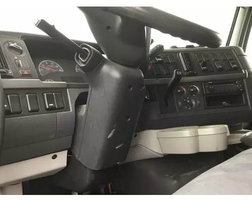 Volvo VNL Dash Assembly