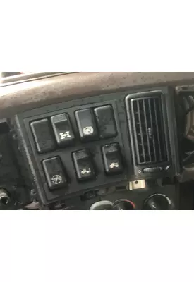 Volvo VNL Dash Assembly