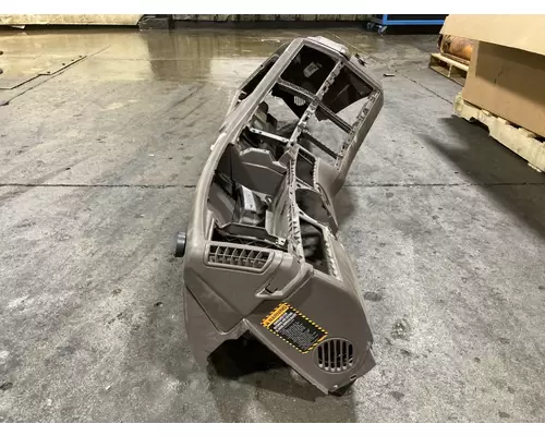 Volvo VNL Dash Assembly