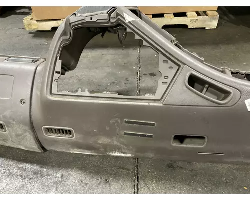 Volvo VNL Dash Assembly