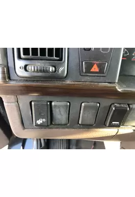 Volvo VNL Dash Assembly