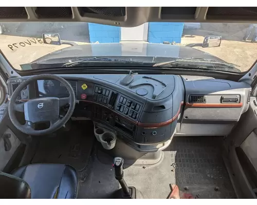 Volvo VNL Dash Assembly