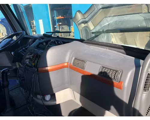 Volvo VNL Dash Assembly