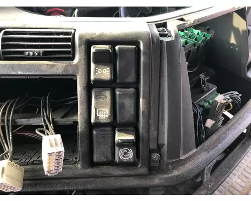 Volvo VNL Dash Assembly