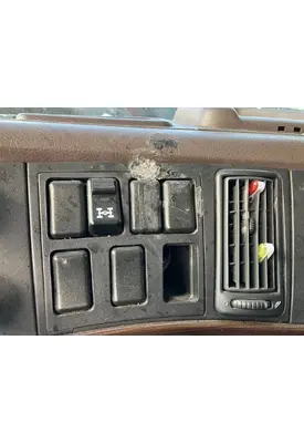 Volvo VNL Dash Assembly