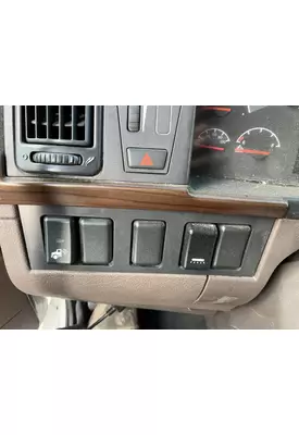 Volvo VNL Dash Assembly