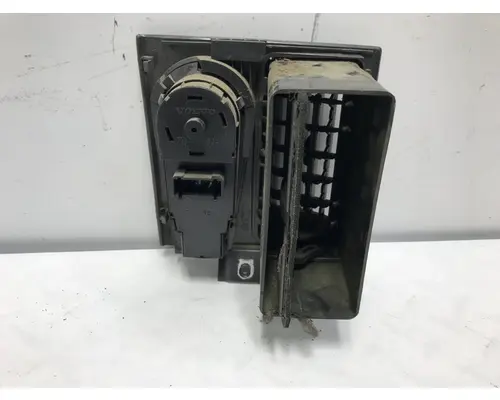 Volvo VNL Dash Assembly