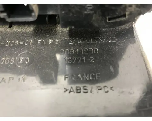 Volvo VNL Dash Assembly