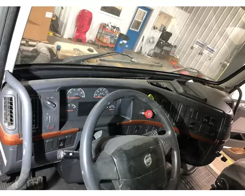 Volvo VNL Dash Assembly