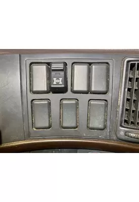 Volvo VNL Dash Assembly