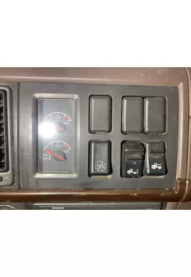 Volvo VNL Dash Assembly