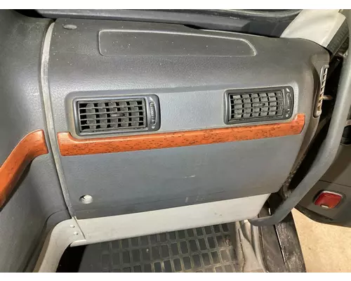 Volvo VNL Dash Assembly