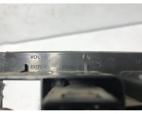 Volvo VNL Dash Assembly