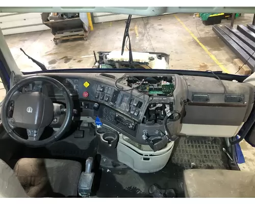 Volvo VNL Dash Assembly