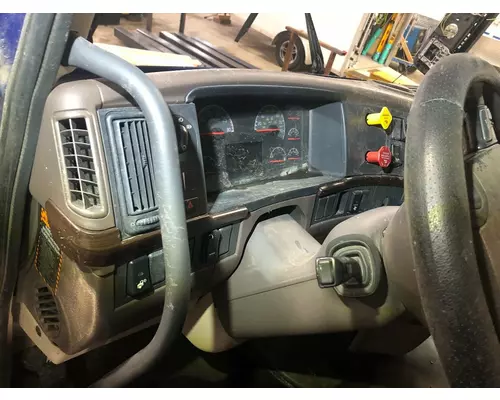 Volvo VNL Dash Assembly