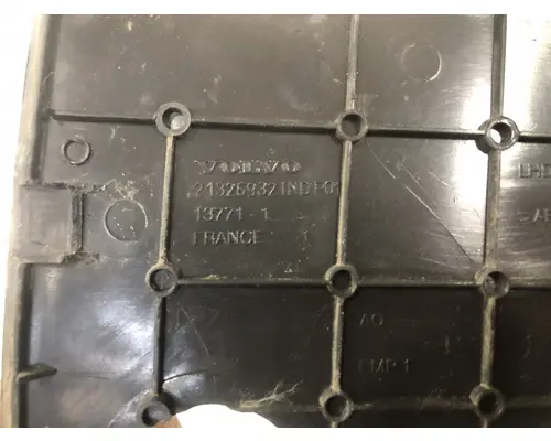 Volvo VNL Dash Assembly