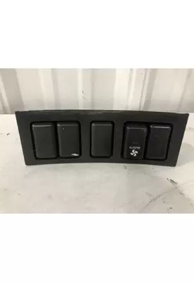 Volvo VNL Dash Assembly