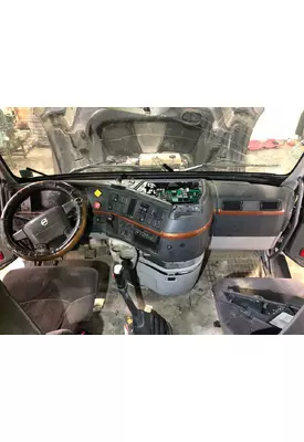 Volvo VNL Dash Assembly