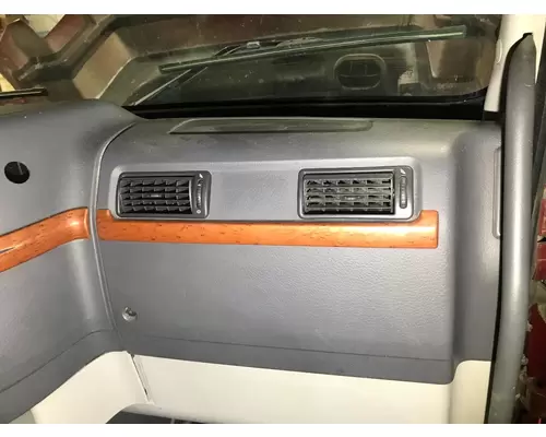 Volvo VNL Dash Assembly