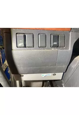 Volvo VNL Dash Assembly