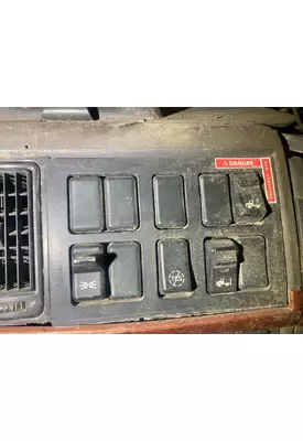 Volvo VNL Dash Assembly