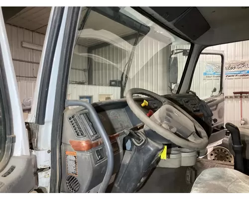 Volvo VNL Dash Assembly