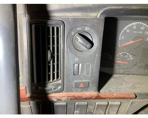 Volvo VNL Dash Assembly