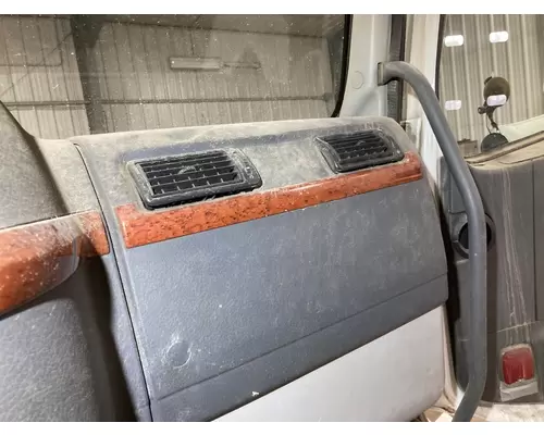 Volvo VNL Dash Assembly