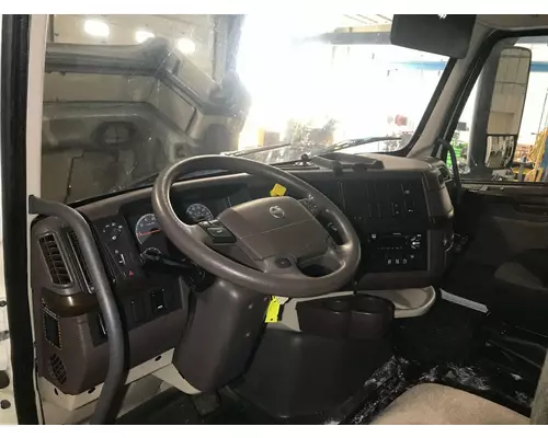 Volvo VNL Dash Assembly