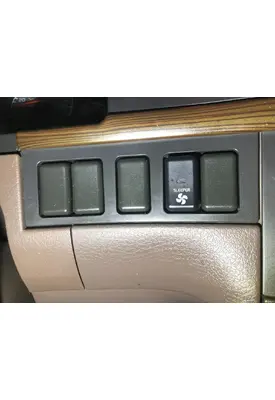 Volvo VNL Dash Assembly