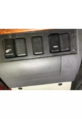 Volvo VNL Dash Assembly