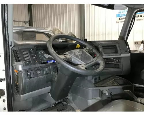 Volvo VNL Dash Assembly