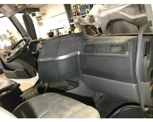 Volvo VNL Dash Assembly