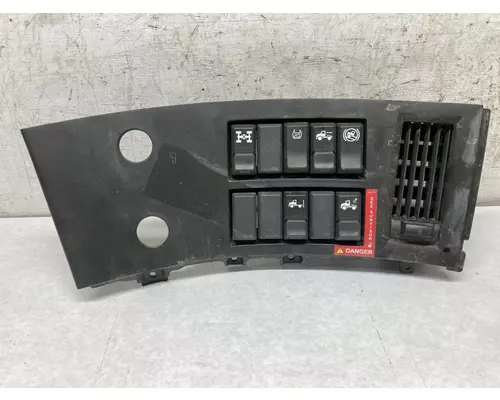 Volvo VNL Dash Assembly