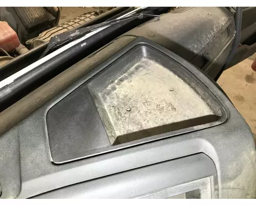 Volvo VNL Dash Assembly