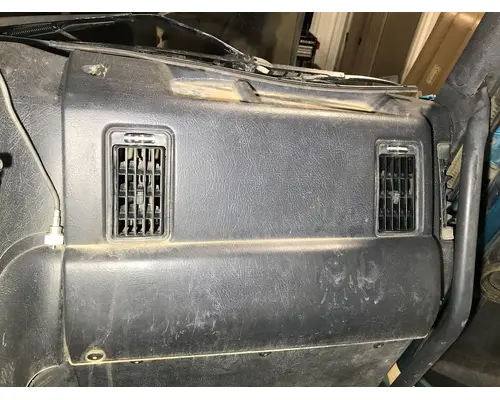 Volvo VNL Dash Assembly