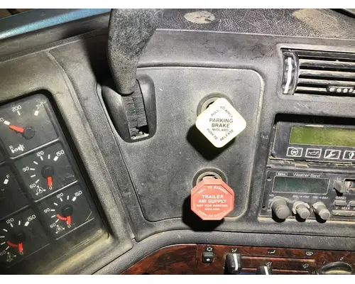 Volvo VNL Dash Assembly