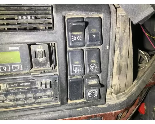 Volvo VNL Dash Assembly