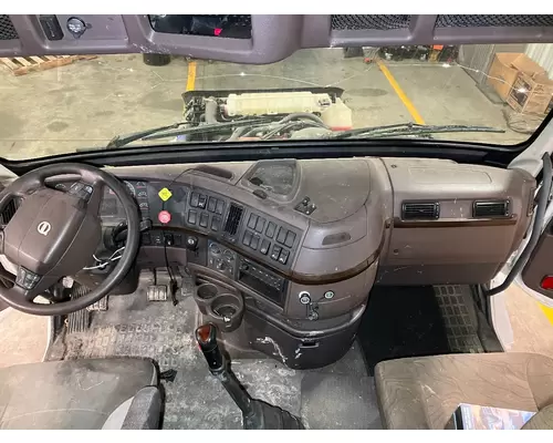Volvo VNL Dash Assembly