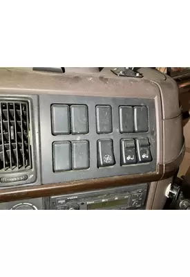 Volvo VNL Dash Assembly