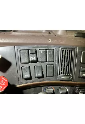 Volvo VNL Dash Assembly