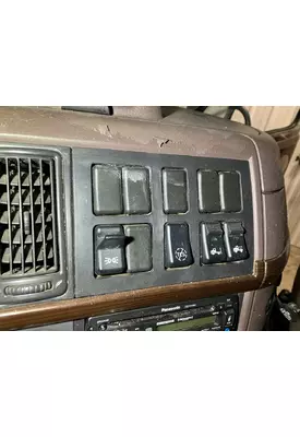 Volvo VNL Dash Assembly