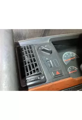 Volvo VNL Dash Assembly