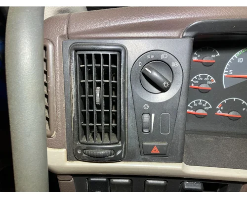 Volvo VNL Dash Assembly