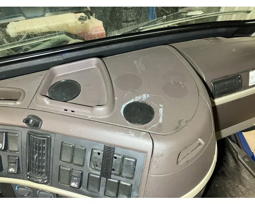 Volvo VNL Dash Assembly