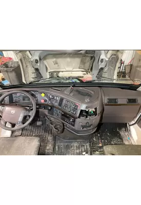 Volvo VNL Dash Assembly