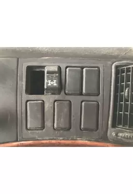 Volvo VNL Dash Assembly