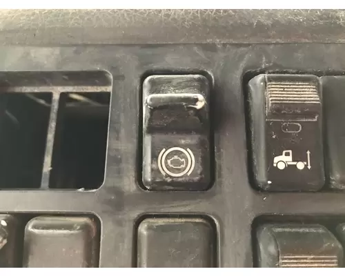 Volvo VNL Dash Assembly